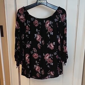 Floral Scoop Neck Blouse – Black with Pink Rose Print